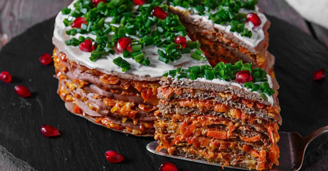 Печінковий торт рецепт: соковиті шари без гіркоти